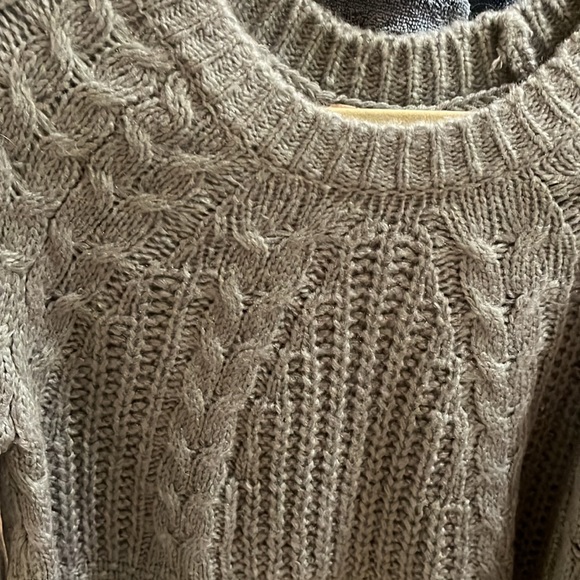 HippieRose Cable Sweater - Size Large - Picture 4 of 4